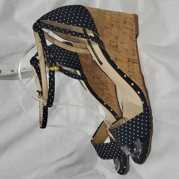 Isaac Mizrahi highline united cork wedge strappy peep toe polka-dot sandals - Picture 1 of 7